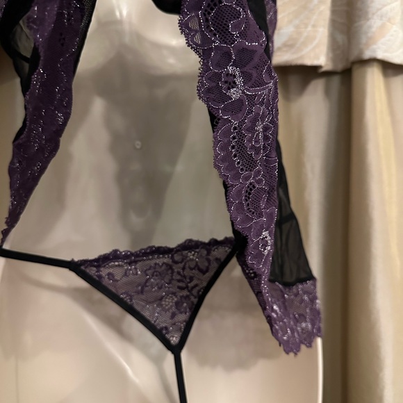 Purple & Black Lace & Mesh Nightie - Picture 5 of 9